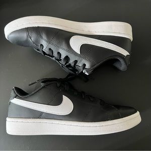 Nike Men’s Shoes Sz 7